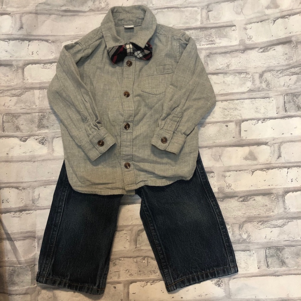 Old Navy Plaid Bow Toe Button Down w/ Jeans